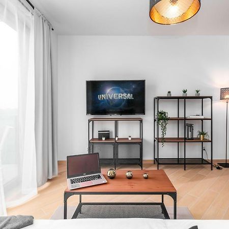 Apartments Jana Kazimierza 50 By Renters 华沙 外观 照片