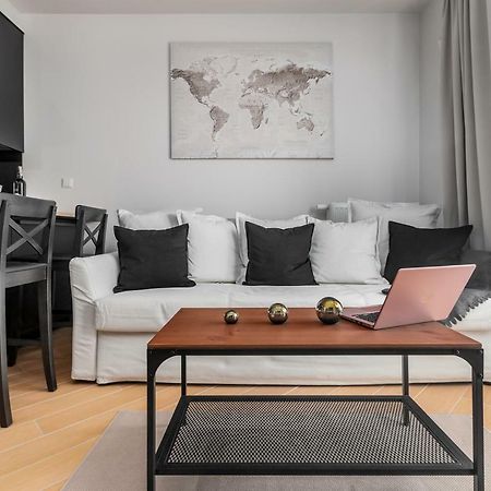 Apartments Jana Kazimierza 50 By Renters 华沙 外观 照片