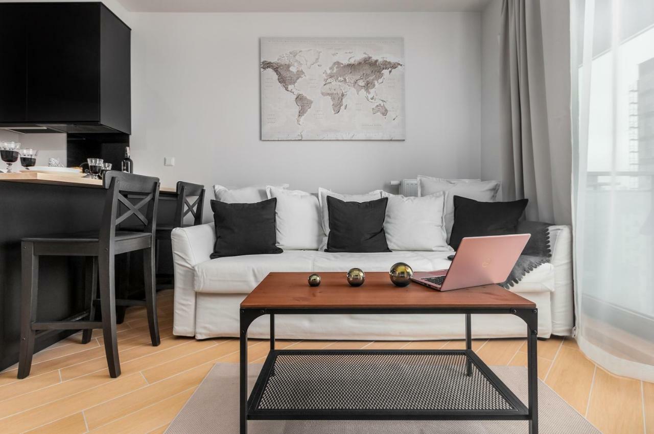 Apartments Jana Kazimierza 50 By Renters 华沙 外观 照片
